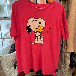 NWT Peanuts BFFs Tee size L